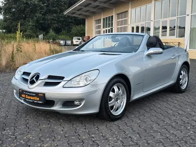 Gebraucht Mercedes SLK200 163 PS (119 kW) 2007 Silber Cabrio