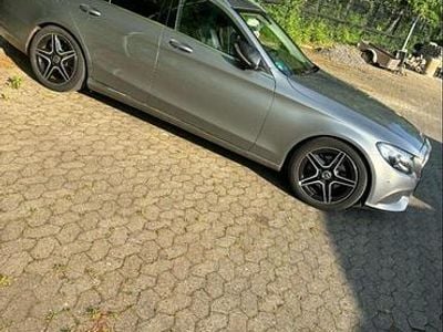 Gebraucht Mercedes C220 Avantgarde 170 PS (125 kW) 2014 Grau Kombi