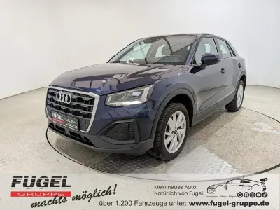 Gebraucht Audi Q2 Comfort 116 PS (85 kW) 2023 Navarrablau metallic SUV