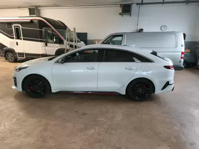 Gebraucht Kia ProCeed GT GT 204 PS (150 kW) 2019 Weiß Kleinwagen