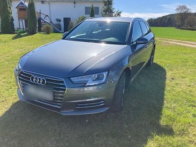 Second-hand Audi A4 Ambiente 150 CP (110 kW) 2016 Gri Break