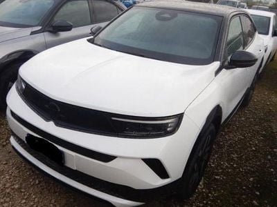 Weiss banquise Gebraucht 2025 Opel Mokka SUV | 19.480 € (Guter Preis)