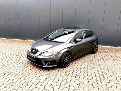 Grau Gebraucht 2010 Seat Leon FR Limousine | 6.900 € (Etwas zu teuer)