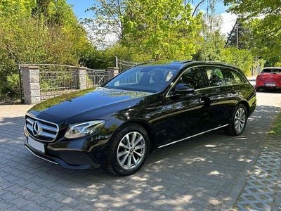 Usata Mercedes E220 Avantgarde 194 CV (142 kW) 2018 Nero Berlina