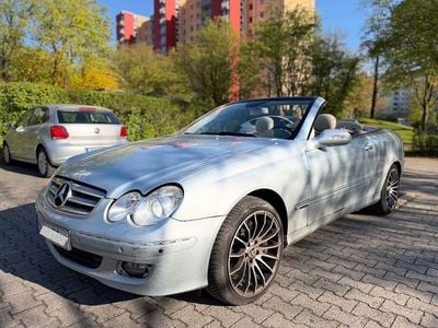 Second-hand Mercedes CLK350 Elegance 272 CP (200 kW) 2008 Argintiu Cabrio