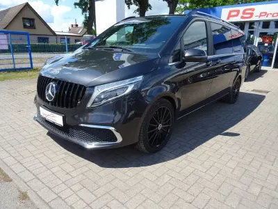 Gebraucht Mercedes V300 Avantgarde Edition 239 PS (175 kW) 2020 Grau Van / Kleinbus