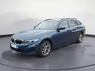 Używany BMW 320 Sport Line 190 KM (139 kW) 2023 Niebieski Kombi