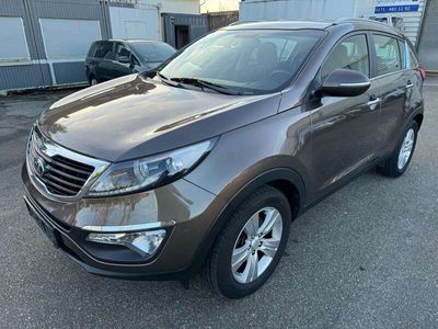 gebraucht Kia Sportage Vision 2WD. 8 Fach Bereift . Tüv Neue