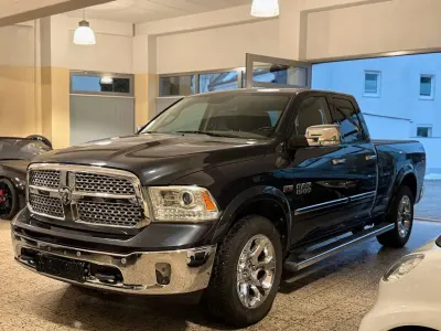 Używany Dodge Ram 401 KM (294 kW) 2014 Szary Pickup