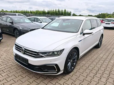 Gebraucht VW Passat GTE 156 PS (114 kW) 2020 Weiß Kombi