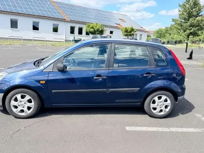 Gebraucht Ford Fiesta 59 PS (43 kW) 2006 Blau Kleinwagen