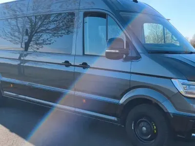 Gebraucht VW Crafter 177 PS (130 kW) 2018 Grau Van