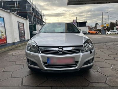 gebraucht Opel Astra 90.000