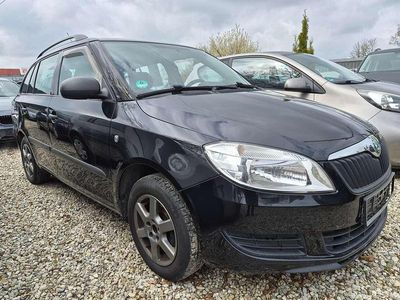 Second-hand Skoda Fabia Special 69 CP (50 kW) 2011 Negru Break