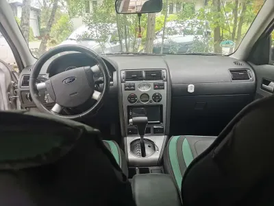 Gebraucht Ford Mondeo 116 PS (85 kW) 1996 Limousine