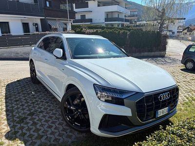 Second-hand Audi Q8 S-Line 286 CP (210 kW) 2021 Alb SUV