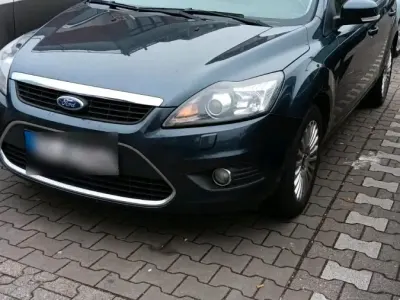 Gebraucht Ford Focus 116 PS (85 kW) 2009 Schwarz Limousine
