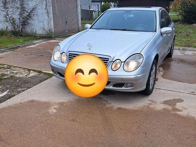 Mercedes E240