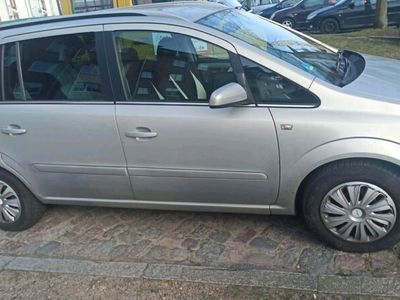 gebraucht Opel Zafira 7 Sitze