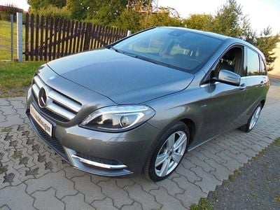 Mercedes B200