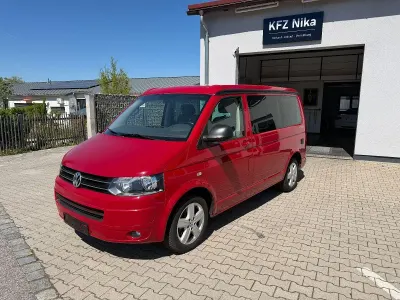 Gebraucht VW California Beach 179 PS (131 kW) 2011 Rot Van