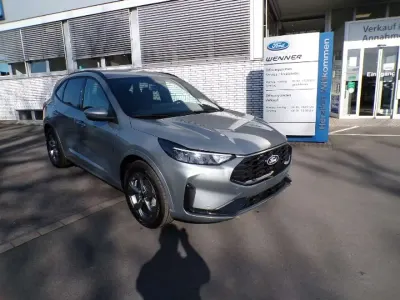 Gebraucht Ford Kuga ST-Line 179 PS (131 kW) 2025 Solar silber SUV