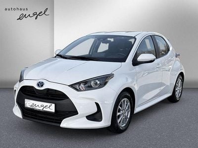 Usata Toyota Yaris Hybrid Business Edition 116 CV (85 kW) 2022 Bianco Utilitaria