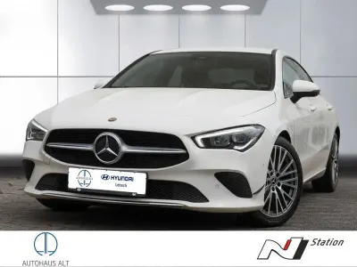 Gebraucht Mercedes CLA200 Progressive 163 PS (119 kW) 2021 Weiß Limousine
