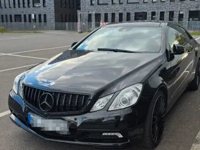 Second-hand Mercedes E350 292 CP (214 kW) 2010 Negru Coupe