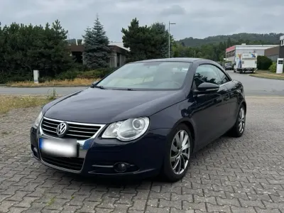 Gebraucht VW Eos 122 PS (89 kW) 2009 Blau Cabrio