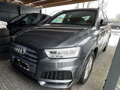 Grau Gebraucht 2017 Audi Q3 Sport SUV | 22.999 € (Teuer)