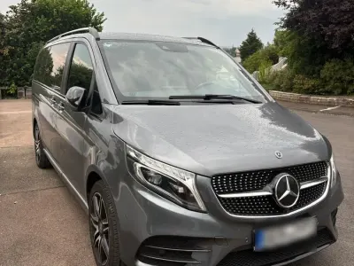 Gebraucht Mercedes V300 AMG 239 PS (175 kW) 2020 Grau Van / Kleinbus