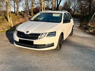 Gebraucht Skoda Octavia LAURIN & KLEMENT 184 PS (135 kW) 2018 Weiß Kombi