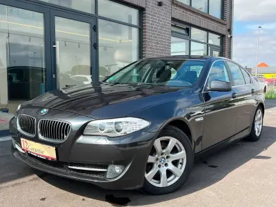 Gebraucht BMW 520 184 PS (135 kW) 2011 Grau Limousine