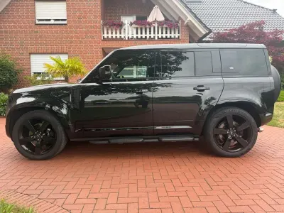 Gebraucht Land Rover Defender 525 PS (386 kW) 2022 Schwarz SUV