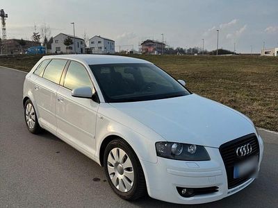 Gebraucht Audi A3 105 PS (77 kW) 2007 Weiß Kleinwagen