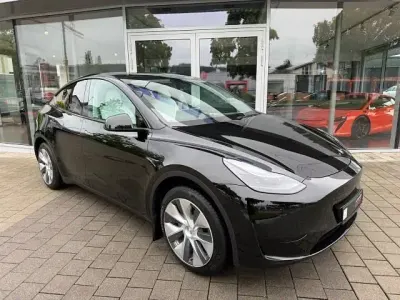 Gebraucht Tesla Model Y RWD 220 kW (300 PS) 2023 Schwarz SUV