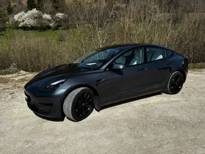 Occasion Tesla Model 3 208 kW (283 PK) 2022 Grijs Sedan