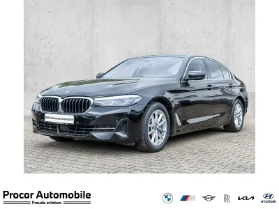Gebraucht BMW 530e Sport Line 184 PS (135 kW) 2022 Schwarz Limousine