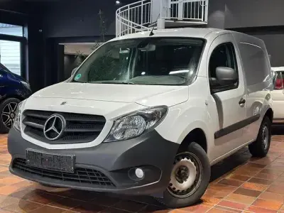 Gebraucht Mercedes Citan 111 116 PS (85 kW) 2021 Weiß Limousine