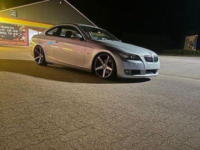 Silber Gebraucht 2007 BMW 325 Performance Coupé | 13.990 € (Etwas zu teuer)