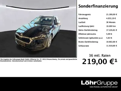 Gebraucht Skoda Octavia Tour 150 PS (110 kW) 2022 Schwarzmagic perleffekt Kombi