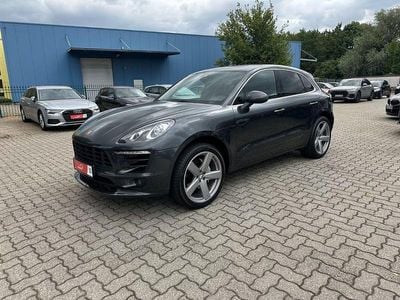 Porsche Macan S