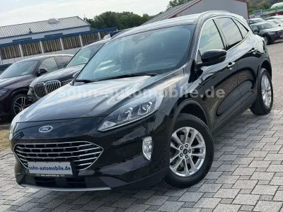 Gebraucht Ford Kuga Titanium 150 PS (110 kW) 2021 Schwarz SUV
