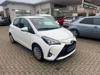 Weiß Gebraucht 2019 Toyota Yaris Team Limousine | 12.999 € (Fairer Preis)