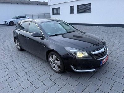 Usado Opel Insignia Business Innovation 136 HP (100 kW) 2016 Preto Carrinha