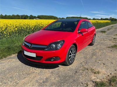 Opel Astra GTC