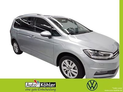 Gebraucht VW Touran Highline 150 PS (110 kW) 2025 Oyster silver Van / Kleinbus
