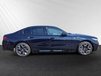 Usado BMW 550e M Sport 489 HP (359 kW) 2024 Preto Sedan