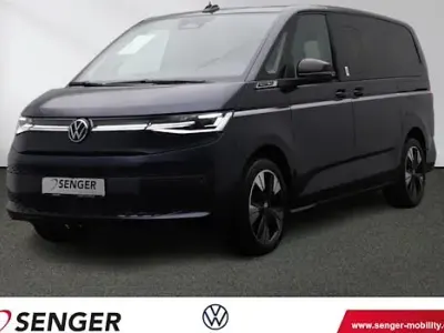 Second-hand VW Multivan Style 150 CP (110 kW) 2026 Albastru Monovolum
